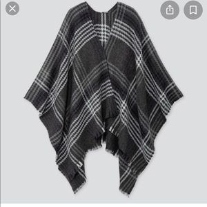 uniqlo two way checked stole